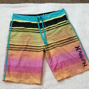 Men’s Hurley board shorts